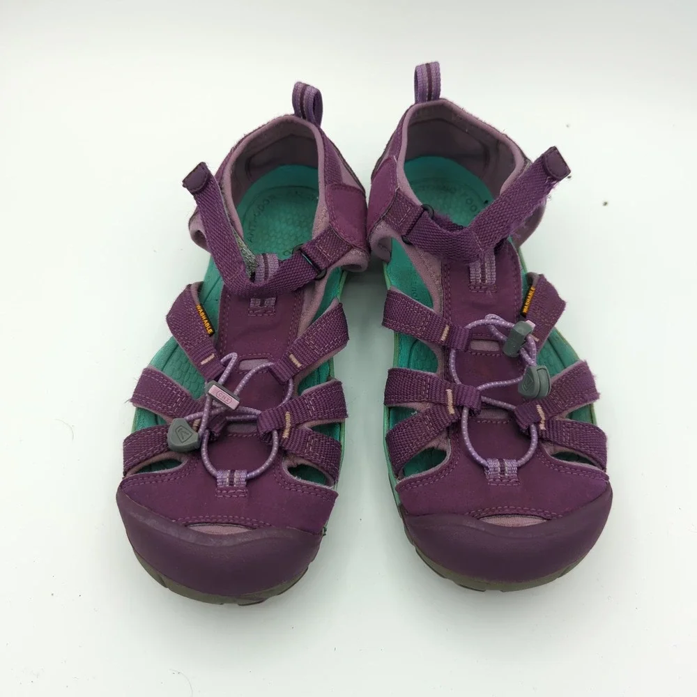 KEEN‎ Seacamp II CNX Sandals Gorp Adventure Water Shoes Girls 7 US 39 Outdoor